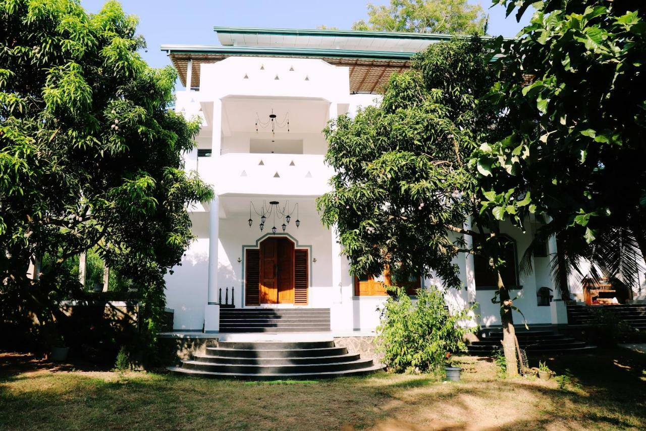 Sea Avenue - Eco Garden Hotel Tangalle Exterior photo
