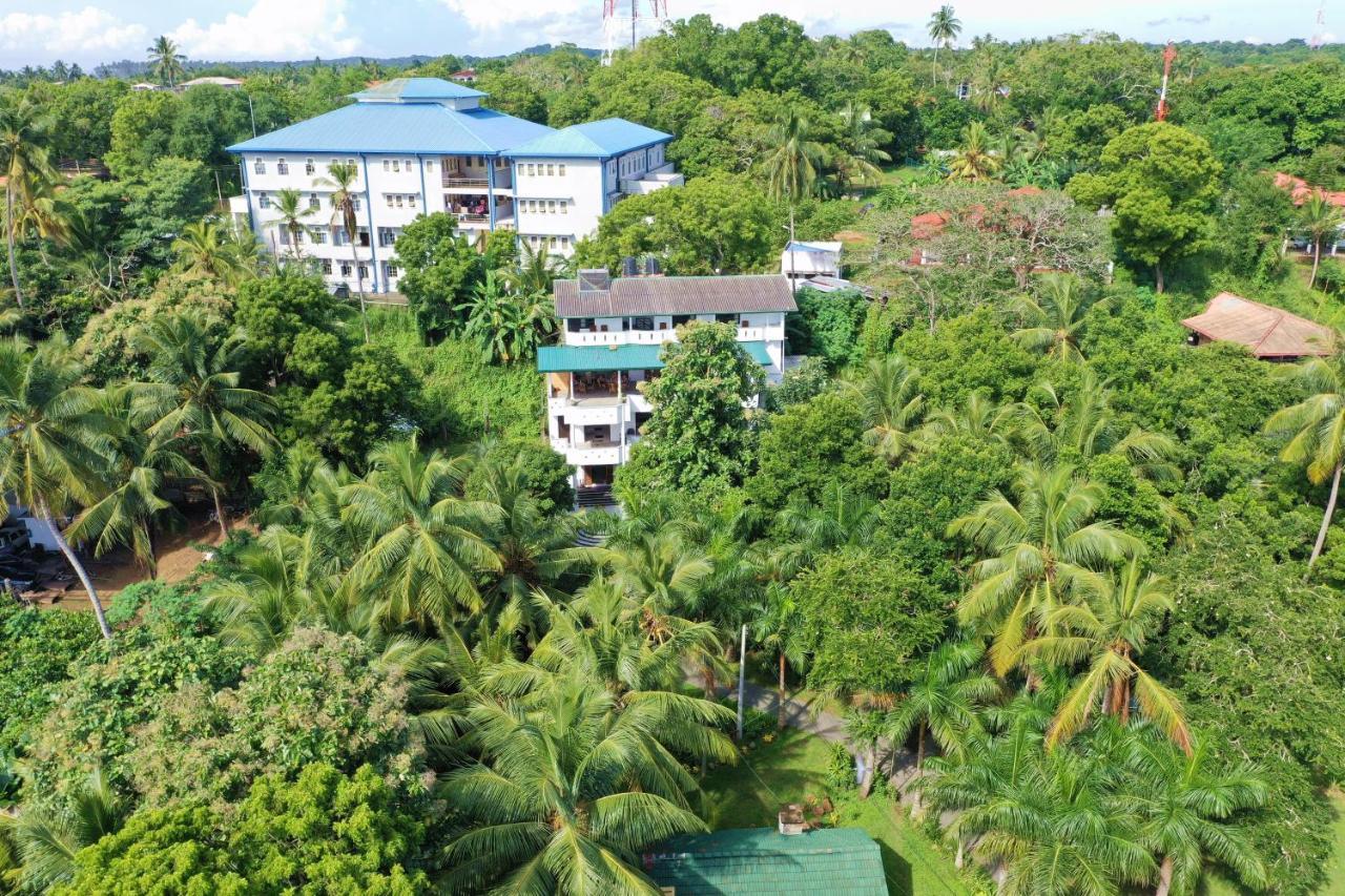 Sea Avenue - Eco Garden Hotel Tangalle Exterior photo